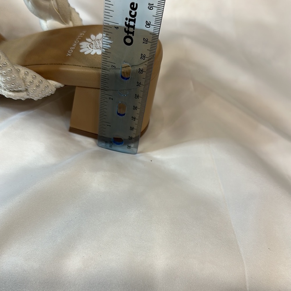 YellowBox Ceala Pearl size 7.5 worn once - Picture 4 of 11